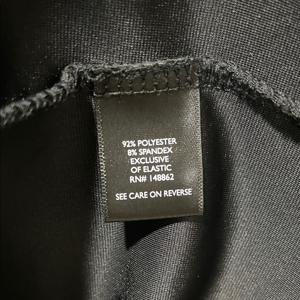 torrid Black Velvet Ruched V-Neck Blouse - Picture 3 of 6